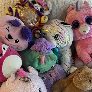 Beanie Baby Giant Unicorn Beanie Baby Pig with Cupcake and Friends